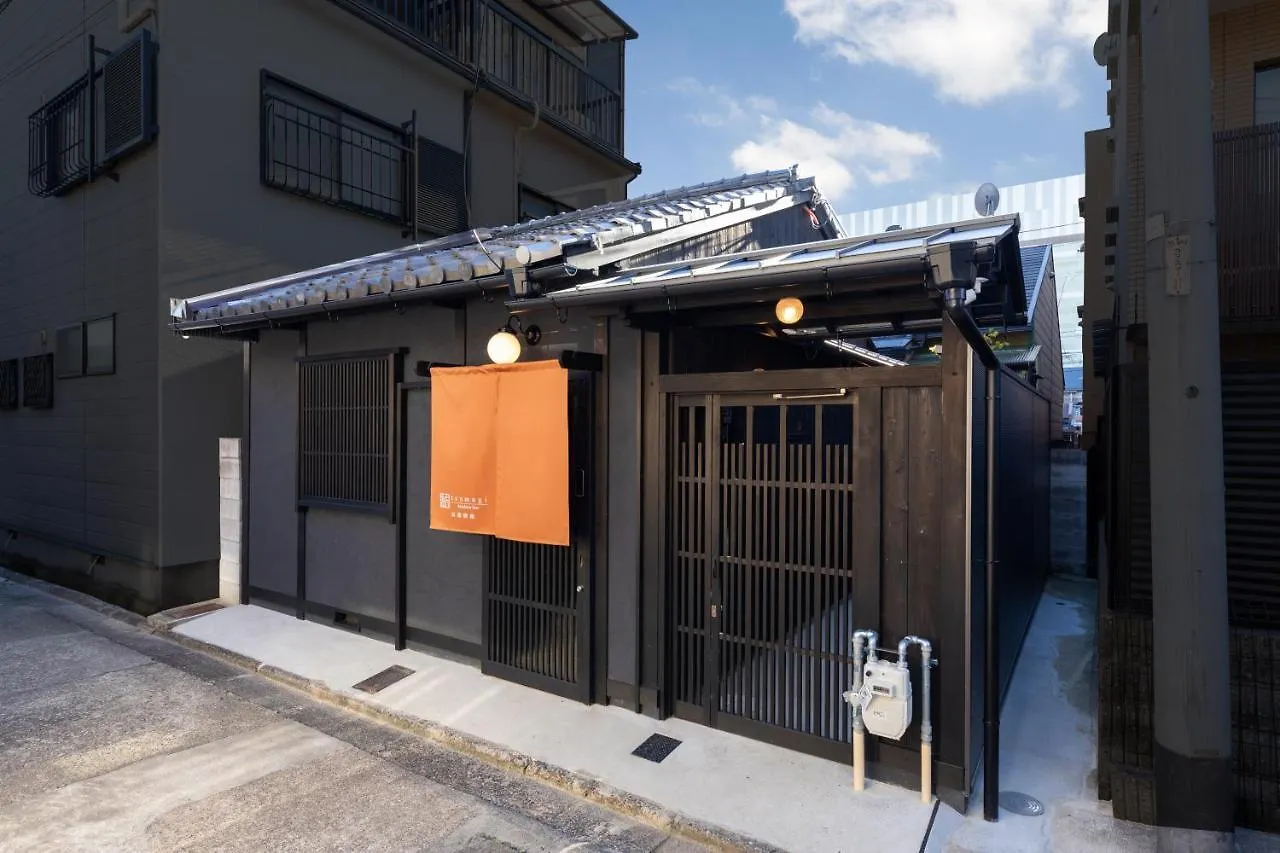 Kanade Kyotoeki-Minami location
